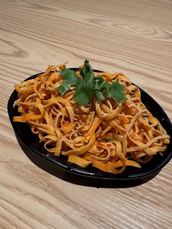 Spicy Tofu Skin Salad 干豆腐丝